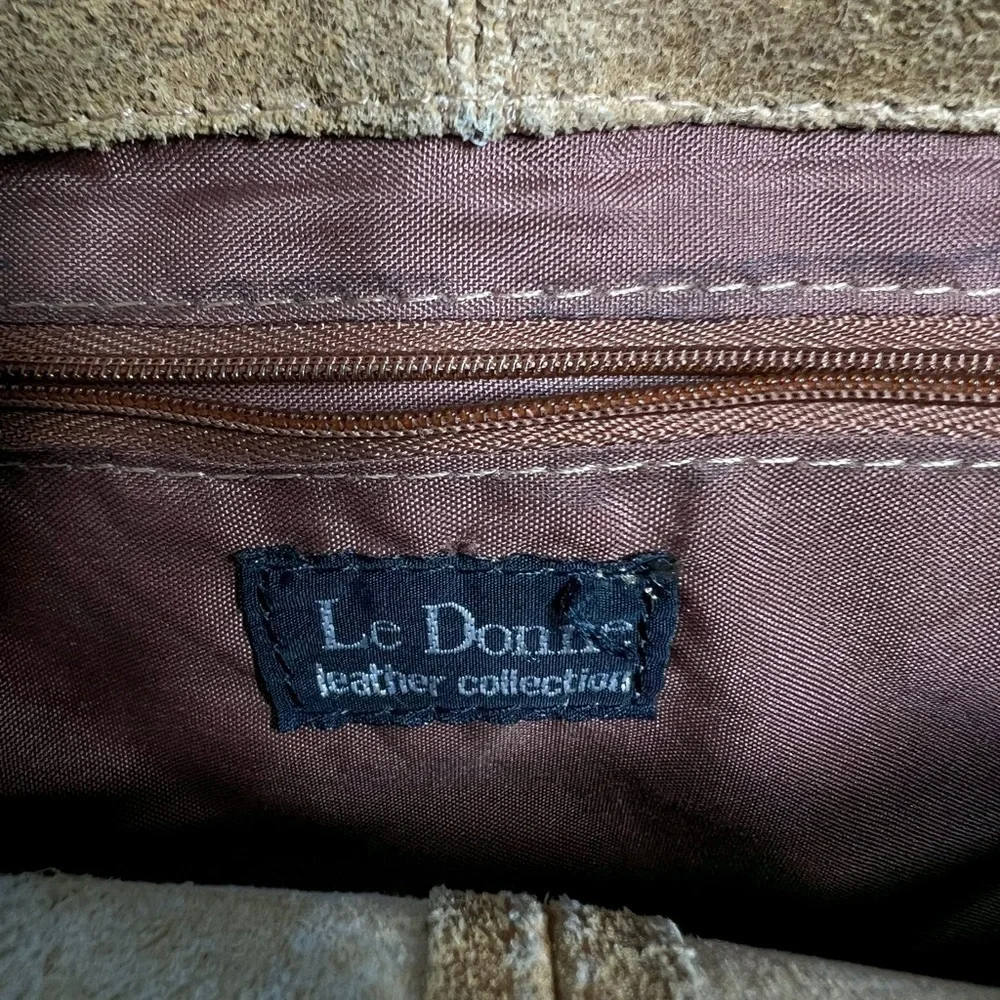 Le Donne Classic Multi Pocket Backpack